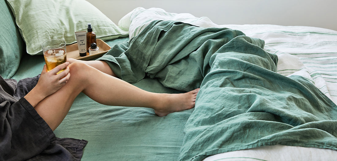 5 Décor Items that Will Make Your Green Bedding Pop