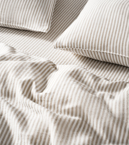 Spotlight Image Card