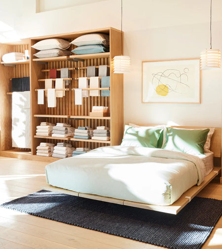 Spotlight Image Card