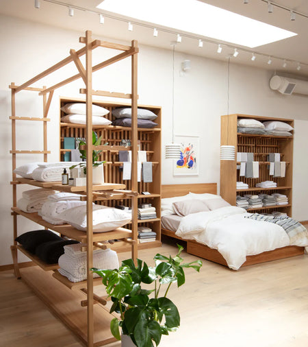 Spotlight Image Card